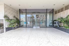 (BH3) Premier Workspaces - Beverly Hills Triangle 3