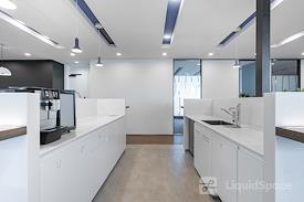 Regus | AUCKLAND, Airport