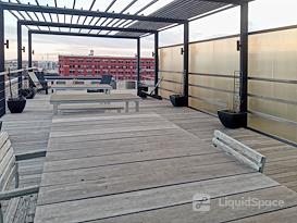Regus | WI, Milwaukee - S 1st Street