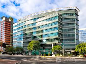 Regus | 24th and Camelback