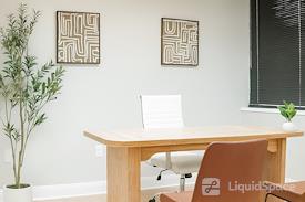 Office & Collaboration Space