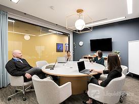 Regus | Central West End