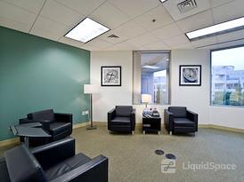 Regus | Sunroad Corporate Center