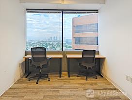 SPACES | CA, Los Angeles - W Olympic Blvd