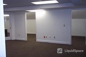 Crealde Business Center LLC