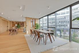 Regus | Zebra-Fortune Plaza 44F Tower A