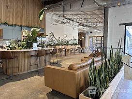 Loloft, Rogers - Flexible Meeting / Event Space 