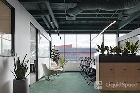 Waterman Workspaces (Blackburn North)