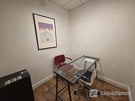 SaGE@276Fifth