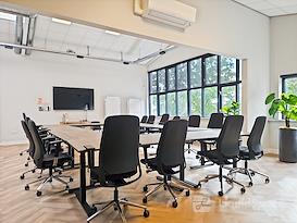 Regus | Wijchen, Plek bij Floor