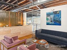 HQ | PA, Philadelphia - Snyder Avenue