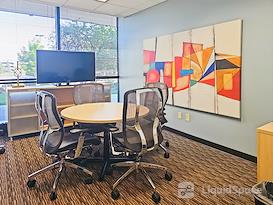 HQ | WI, Brookfield - Brookfield Square