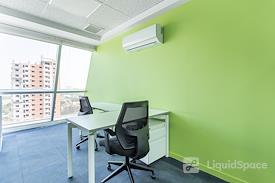 Regus | KARACHI, Regus Financial District Centre