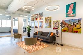 Regus | Quebec, Montreal - Mile End