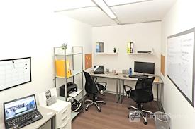 CO-Labora Coworking | Salas de Conferencia, Reuniones, Salas de Capacitación