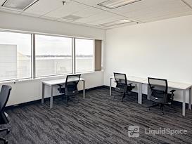 Regus | NC, Greensboro - 301 N Elm