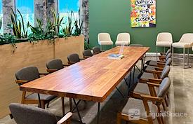 Loloft, Rogers - Flexible Meeting / Event Space 
