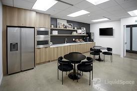 (BH2) Beverly Hills Triangle 2