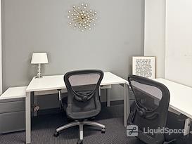 Regus || Marina Village