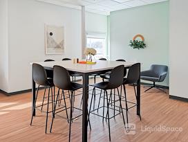 Regus | Lawrence - US Highway 1