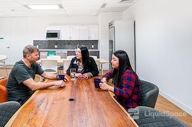 SPACES | ON, Toronto - 325 Front Street West