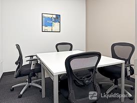 Regus || Marina Village