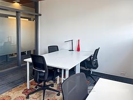 Regus | IA, Des Moines - Grand Ave