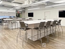 SPACES | PA, Philadelphia - Commerce Square