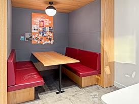 Regus | Plano - Spaces Legacy Central