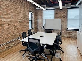 Regus | Chicago - Goose Island