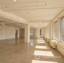 Piazza Italia Offices