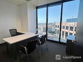 (WFB) Wells Fargo Tower