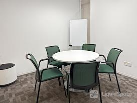 Regus | Shanghai, The Hub