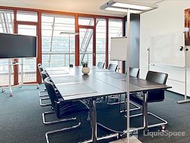 Signature | STUTTGART, SIGNATURE Schlossplatz