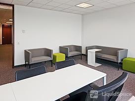 Regus | IL, Buffalo Grove - E Lake Cook Rd