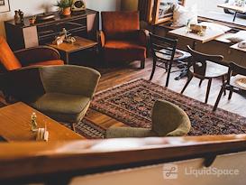 Twostay Coworking x Holzkranich