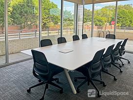 Regus | NC, Charlotte- E Independence