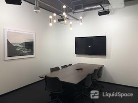 Industrious - Embarcadero