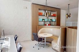 Apt CoWork at Cottonwood Bayview