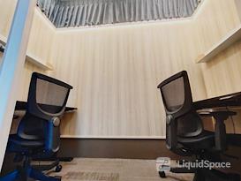 Woods Square Solo 1 | Woodlands