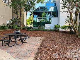 Regus | Sand Lake