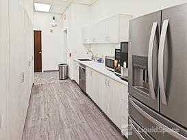 Regus | IA, Davenport - Harrison St