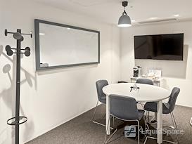Regus | Paris, Rosa Parks