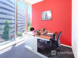 Regus | Fukuoka, JR JP Hakata Building