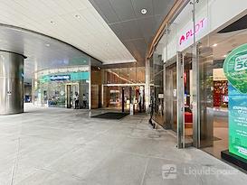 SPACES | Manila, World Plaza, Bonifacio Global City