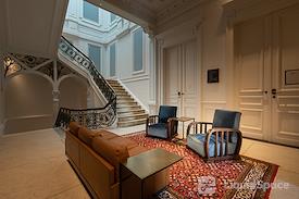 No18 | Ghent, No18 Ampla House