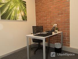 Regus | Cape Town Observatory Black River Park