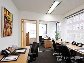 Regus | TOKYO, Nihonbashi Kabutocho