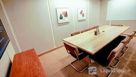 WeWork Krishe Emerald