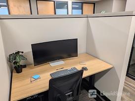 Spoke Coworking Tower Suites #1700